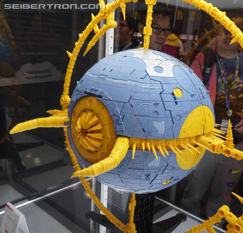 NYCC 2019 - Transformers War for Cybertron Unicron