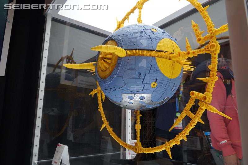 NYCC 2019: Transformers War for Cybertron Unicron - Transformers Event: DSC05391