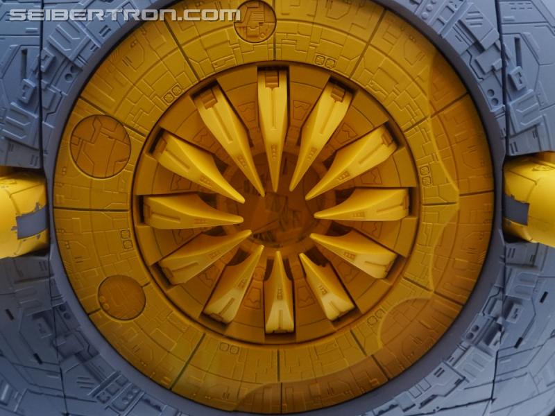 NYCC 2019: Transformers War for Cybertron Unicron - Transformers Event: DSC05398a