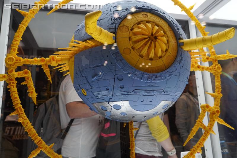NYCC 2019: Transformers War for Cybertron Unicron - Transformers Event: DSC05403