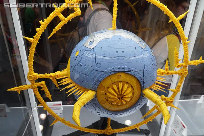NYCC 2019: Transformers War for Cybertron Unicron - Transformers Event: DSC05405