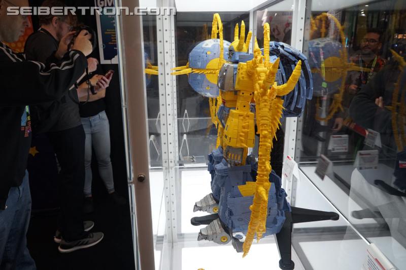 NYCC 2019: Transformers War for Cybertron Unicron - Transformers Event: DSC05410
