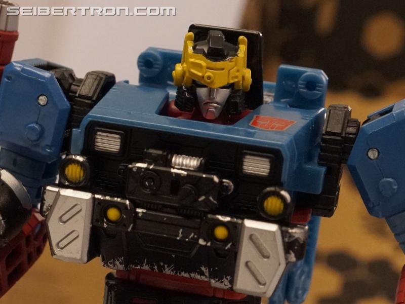 NYCC 2019: Generations Selects and 35th Anniversary reveals - Transformers Event: DSC05601b