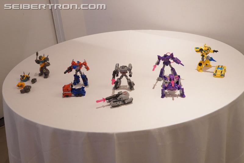 NYCC 2019: Transformers Cyberverse Deluxe Class reveals - Transformers Event: DSC00580