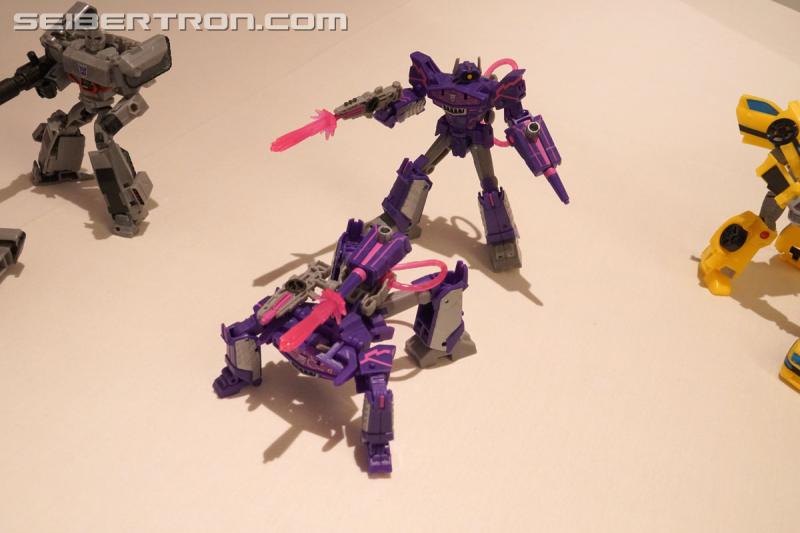 NYCC 2019: Transformers Cyberverse Deluxe Class reveals - Transformers Event: DSC05552