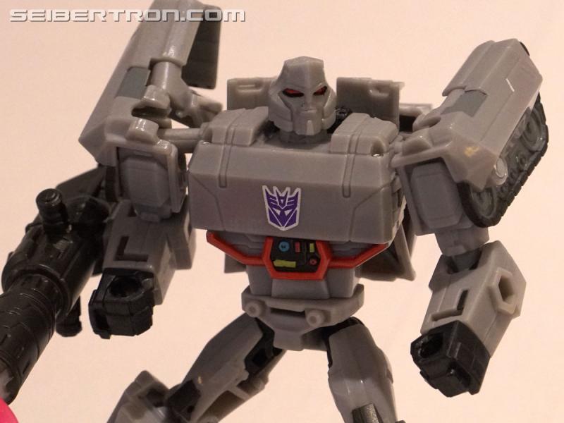 NYCC 2019: Transformers Cyberverse Deluxe Class reveals - Transformers Event: DSC05560a