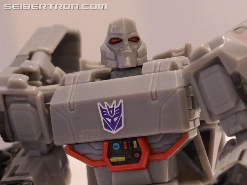 NYCC 2019: Transformers Cyberverse Deluxe Class reveals - Transformers Event: DSC05581a