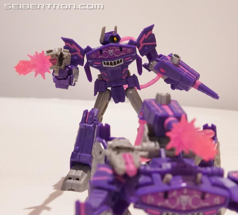 NYCC 2019: Transformers Cyberverse Deluxe Class reveals - Transformers Event: DSC05584b