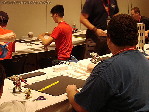 BotCon 2007: Customizing Class & 3-D Display Classes - Transformers Event: DSC05814