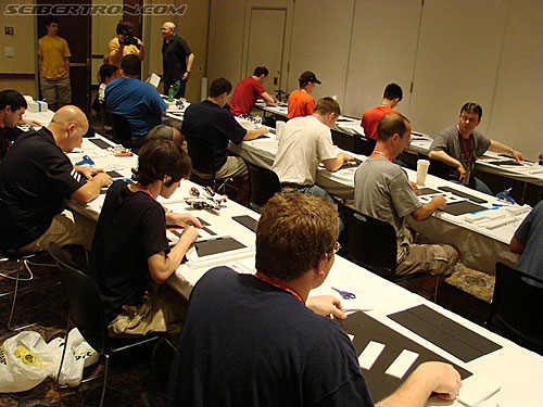BotCon 2007: Customizing Class & 3-D Display Classes - Transformers Event: DSC05821