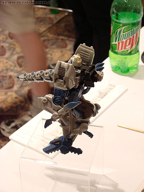 BotCon 2007: Customizing Class & 3-D Display Classes - Transformers Event: DSC05831
