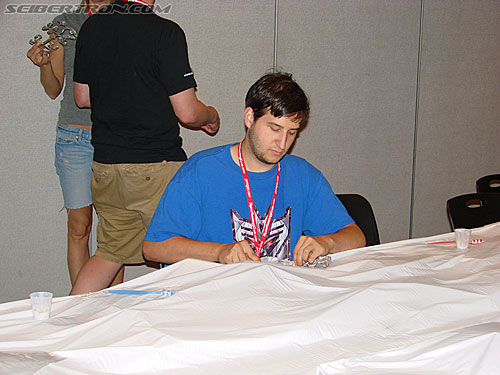 BotCon 2007: Customizing Class & 3-D Display Classes - Transformers Event: DSC05837