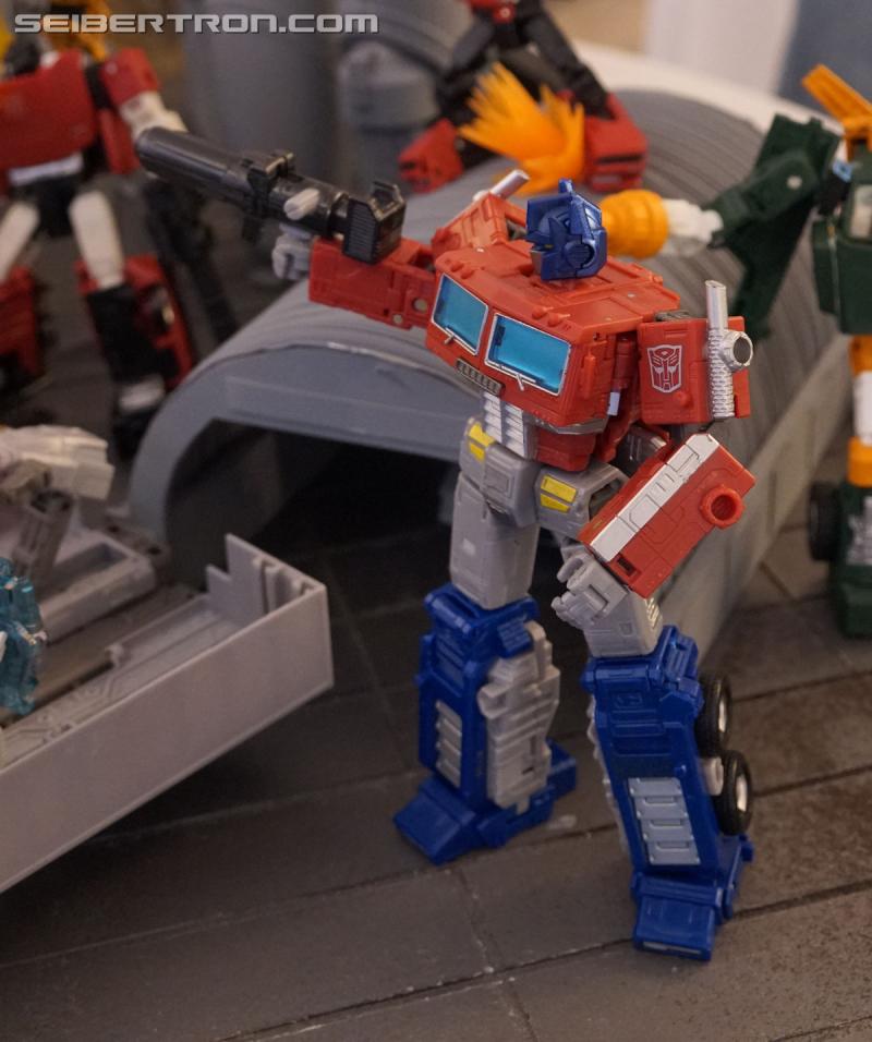 NYCC 2019: Transformers War for Cybertron Earthrise reveals - Transformers Event: DSC05506a