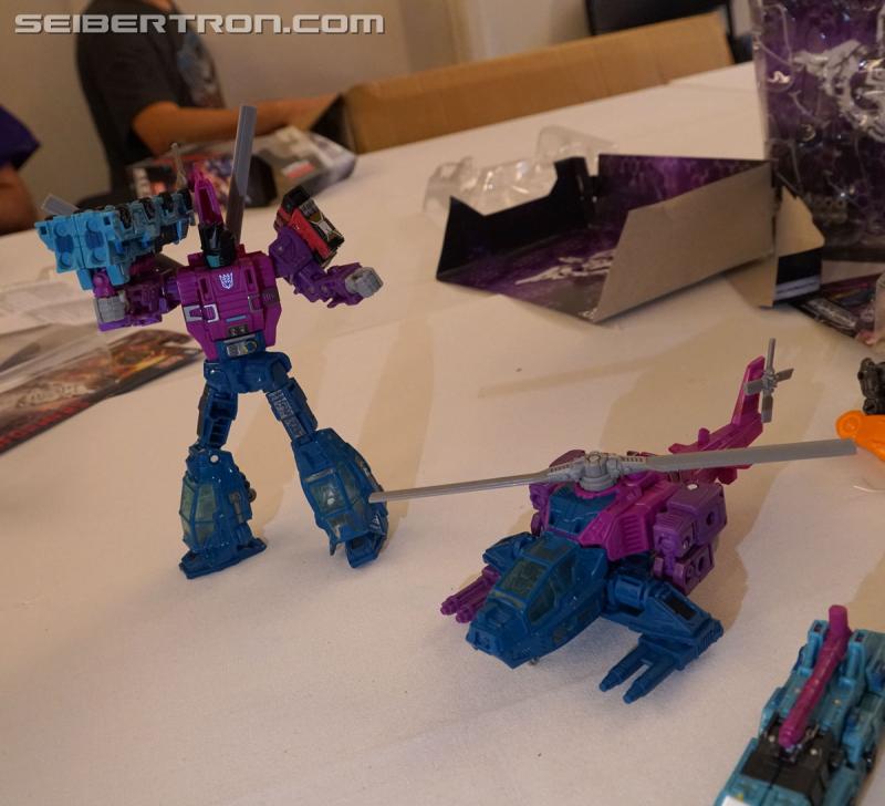 NYCC 2019: Unboxing of Fall 2019 Transformers WFC SIEGE products - Transformers Event: DSC05303a