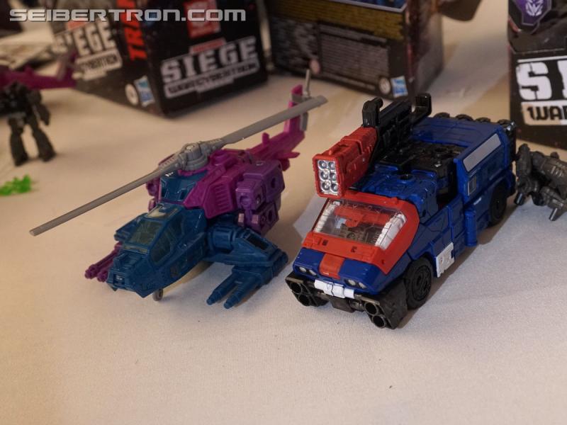 NYCC 2019: Unboxing of Fall 2019 Transformers WFC SIEGE products - Transformers Event: DSC05348a