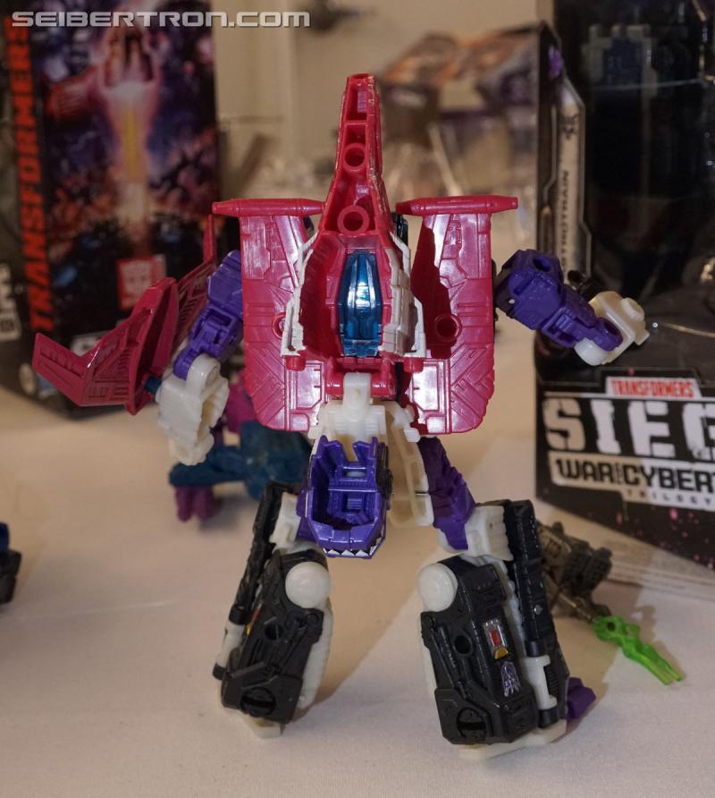 NYCC 2019: Unboxing of Fall 2019 Transformers WFC SIEGE products - Transformers Event: DSC05354a