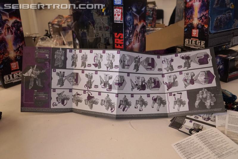 NYCC 2019: Unboxing of Fall 2019 Transformers WFC SIEGE products - Transformers Event: DSC05363
