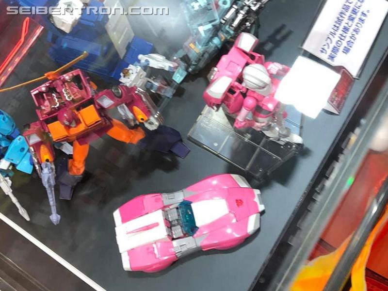 Wonderfest 2020 - Masterpiece MP-50 Tigatron, MP-51 Arcee and MP-48 Lio Convoy