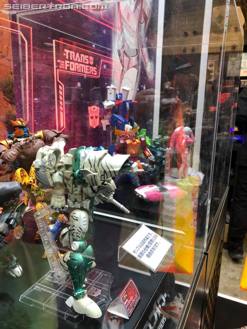 Wonderfest 2020: Masterpiece MP-50 Tigatron, MP-51 Arcee and MP-48 Lio Convoy - Transformers Event: Wonderfest 2020 032