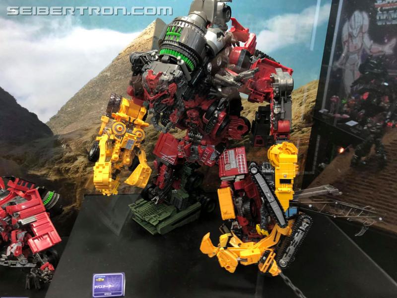 Wonderfest 2020: Studio Series featuring Devastator and the Constructicons - Transformers Event: Wonderfest 2020 024