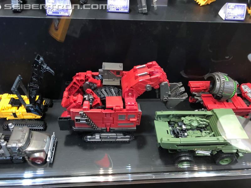 Wonderfest 2020: Studio Series featuring Devastator and the Constructicons - Transformers Event: Wonderfest 2020 025