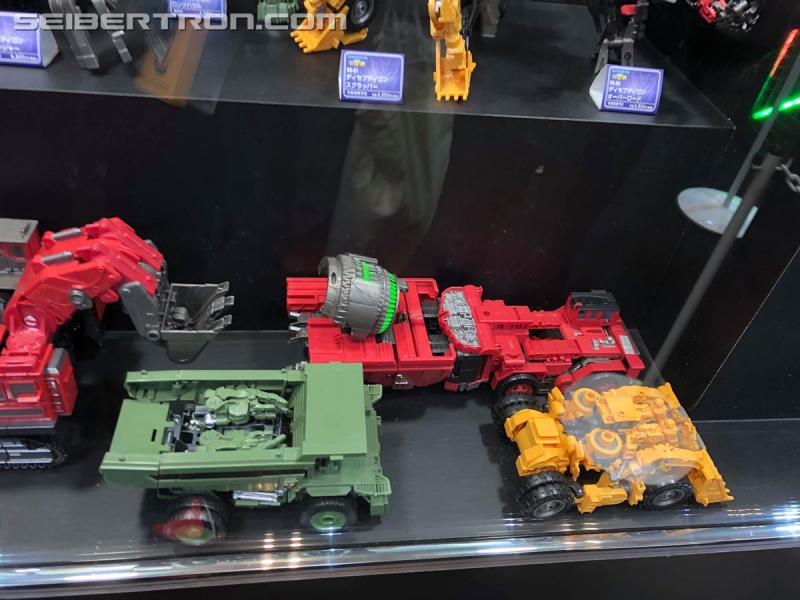 Wonderfest 2020: Studio Series featuring Devastator and the Constructicons - Transformers Event: Wonderfest 2020 036