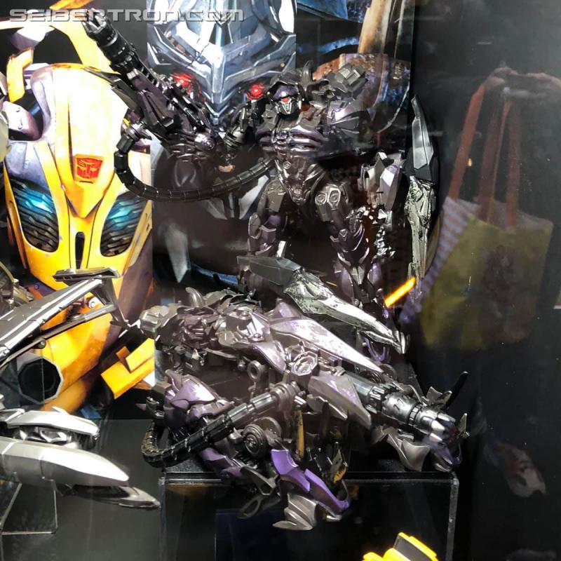 Wonderfest 2020: Studio Series featuring Devastator and the Constructicons - Transformers Event: Wonderfest 2020 044a