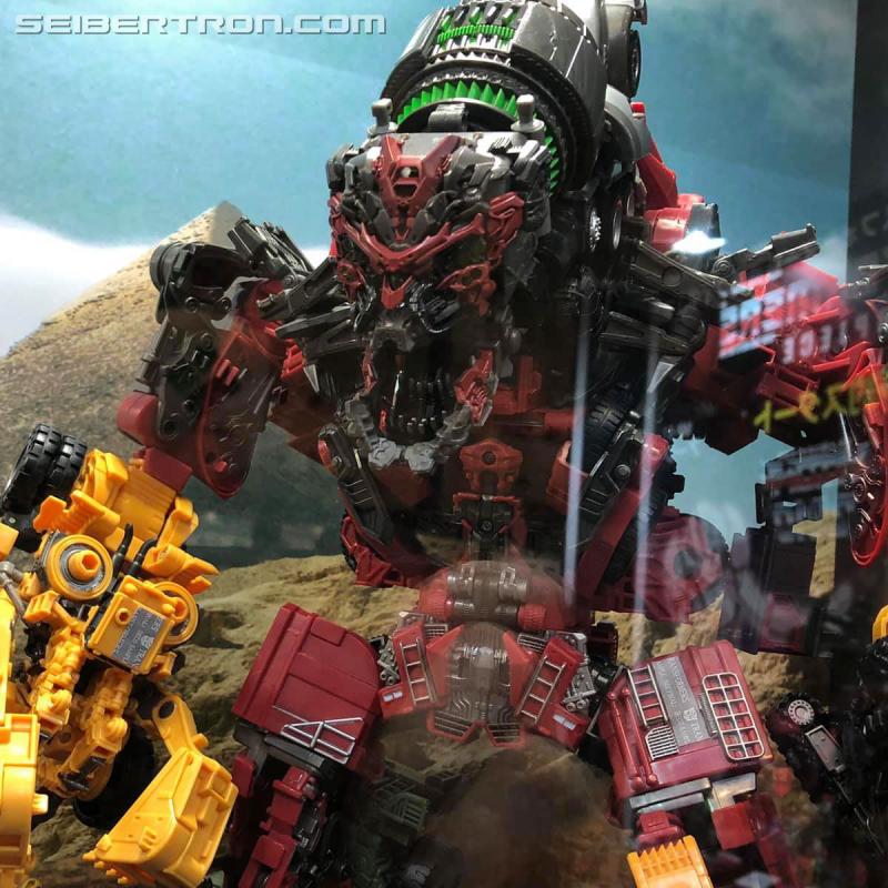 Wonderfest 2020: Studio Series featuring Devastator and the Constructicons - Transformers Event: Wonderfest 2020 049a