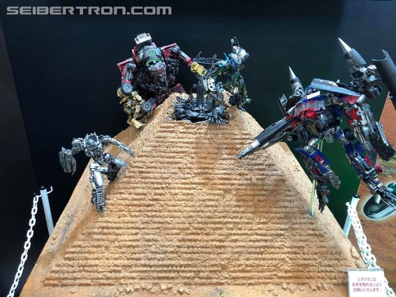 Wonderfest 2020: Studio Series featuring Devastator and the Constructicons - Transformers Event: Wonderfest 2020 051