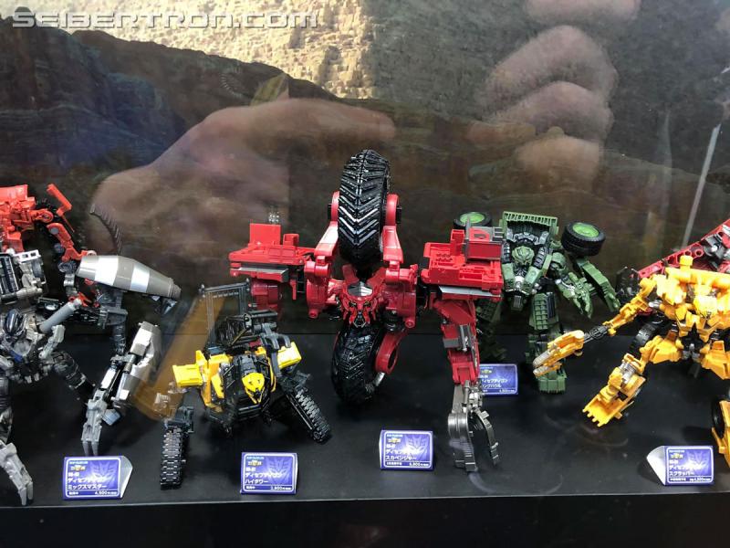 Wonderfest 2020: Studio Series featuring Devastator and the Constructicons - Transformers Event: Wonderfest 2020 053