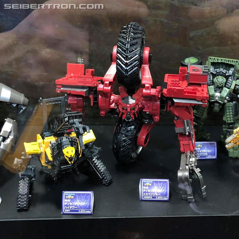 Wonderfest 2020: Studio Series featuring Devastator and the Constructicons - Transformers Event: Wonderfest 2020 053a