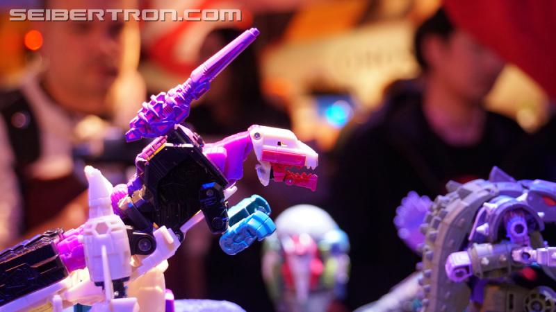Toy Fair 2020: War for Cybertron Earthrise - Transformers Event: DSC06511