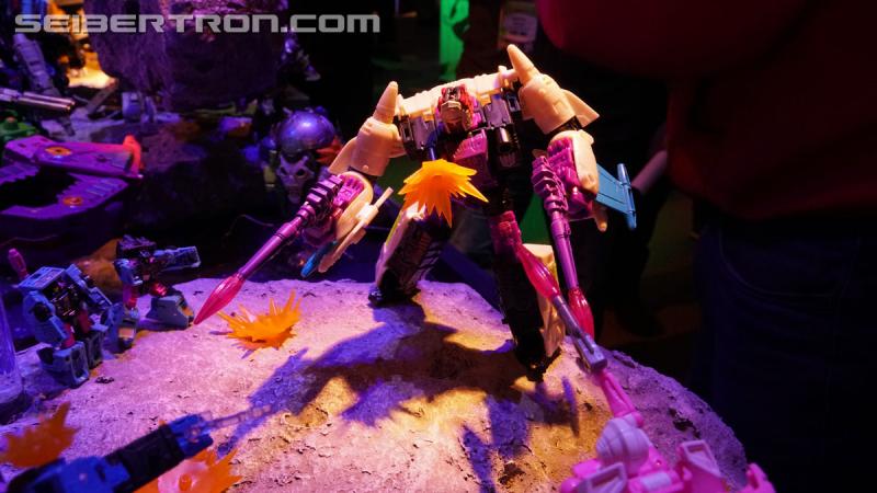 Toy Fair 2020: War for Cybertron Earthrise - Transformers Event: DSC06532