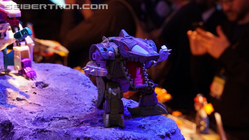 Toy Fair 2020: War for Cybertron Earthrise - Transformers Event: DSC06543