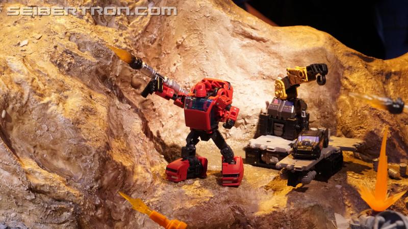 Toy Fair 2020: War for Cybertron Earthrise - Transformers Event: DSC06554