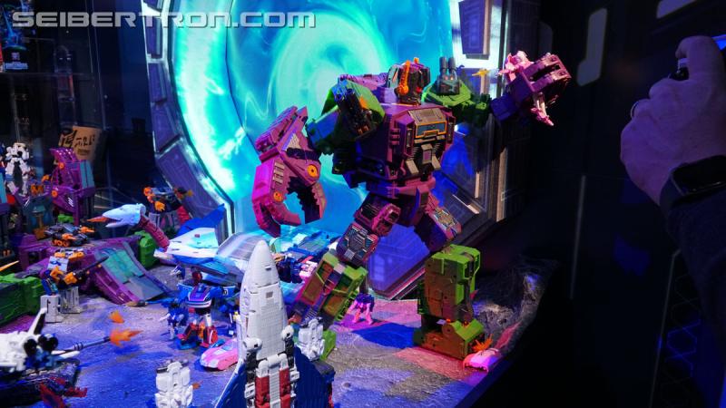 Transformers News: Gallery of Transformers Earthrise Display from #HasbroToyFair 2020