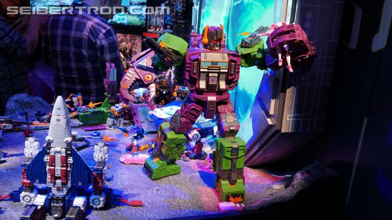 Toy Fair 2020: War for Cybertron Earthrise - Transformers Event: DSC06576