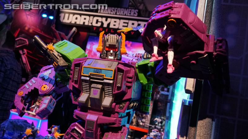 Toy Fair 2020: War for Cybertron Earthrise - Transformers Event: DSC06586