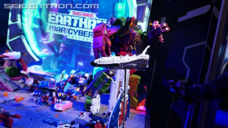 Toy Fair 2020: War for Cybertron Earthrise - Transformers Event: DSC06594