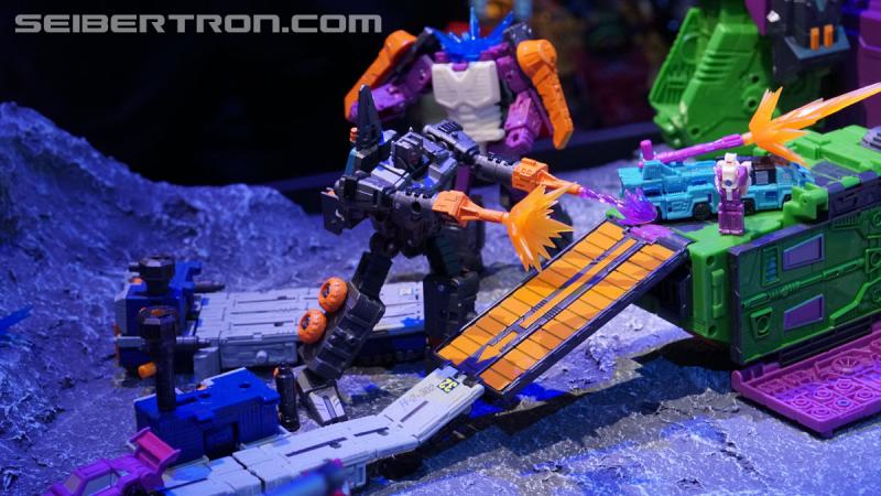 Toy Fair 2020: War for Cybertron Earthrise - Transformers Event: DSC06607
