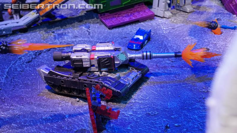 Toy Fair 2020: War for Cybertron Earthrise - Transformers Event: DSC06609