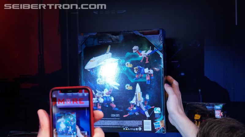 Toy Fair 2020: War for Cybertron Earthrise - Transformers Event: DSC06645
