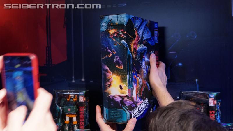 Toy Fair 2020: War for Cybertron Earthrise - Transformers Event: DSC06650