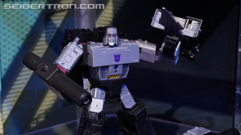 Toy Fair 2020: War for Cybertron Earthrise - Transformers Event: DSC06675