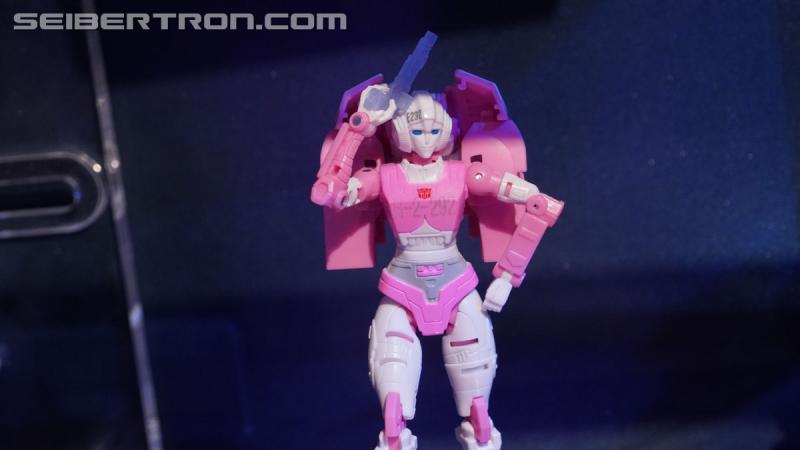 Toy Fair 2020: War for Cybertron Earthrise - Transformers Event: DSC06679