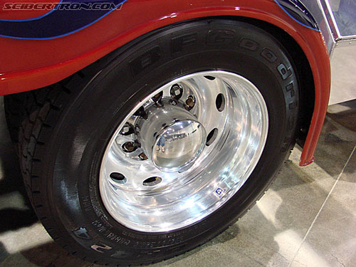 BotCon 2007: Optimus Prime Semi-Truck - Transformers Event: DSC05951