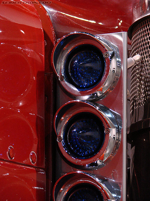 BotCon 2007: Optimus Prime Semi-Truck - Transformers Event: DSC05996