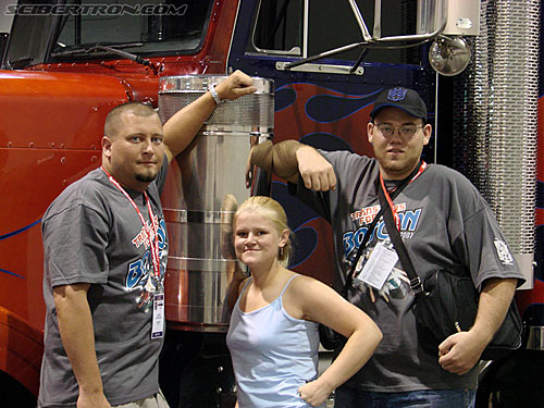 BotCon 2007: Optimus Prime Semi-Truck - Transformers Event: DSC06010