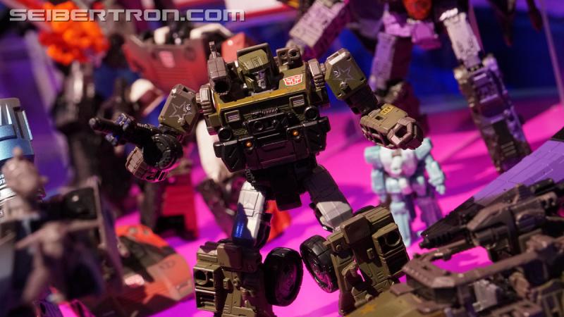 Toy Fair 2020: War for Cybertron Trilogy Netflix Series - Transformers Event: DSC06747