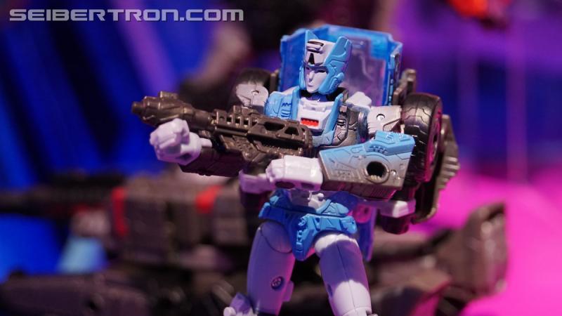 Toy Fair 2020: War for Cybertron Trilogy Netflix Series - Transformers Event: DSC06770